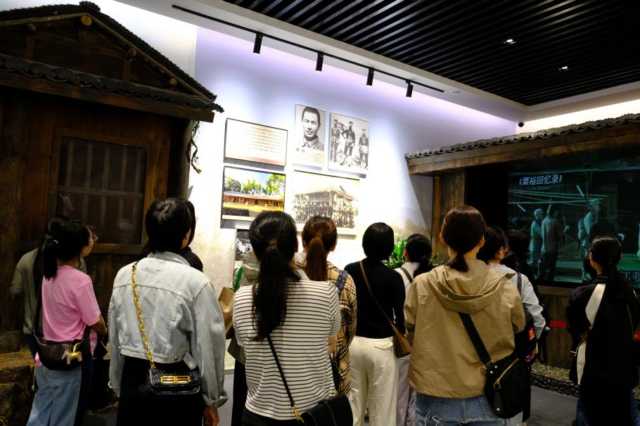 图片2.png 图片2.png